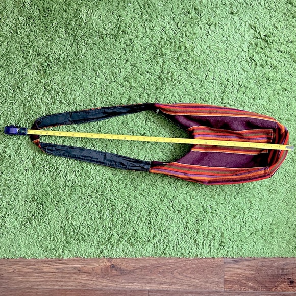 Bohemian Hobo Cross-Body Bag - lightly used - purchased in Peru, no tags. - Picture 4 of 7